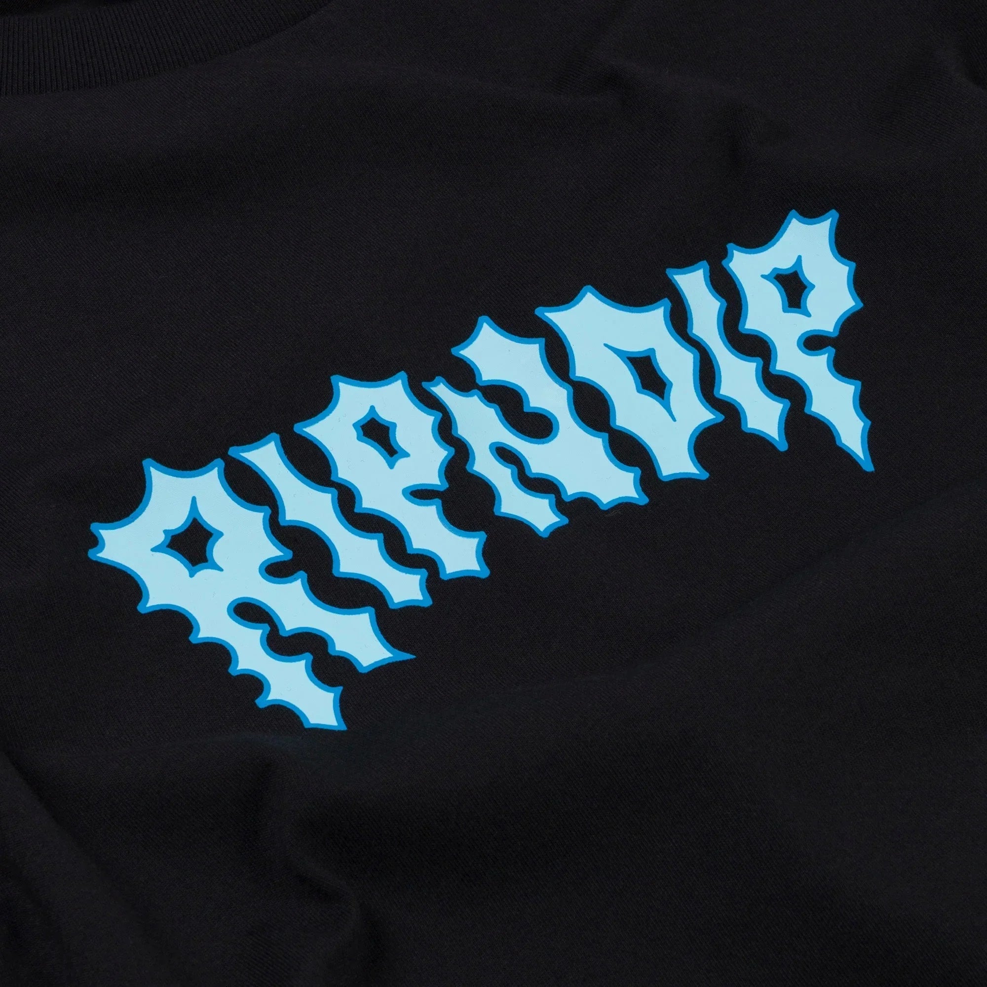 Shocking Tee (Black) - Camiseta - Four Street
