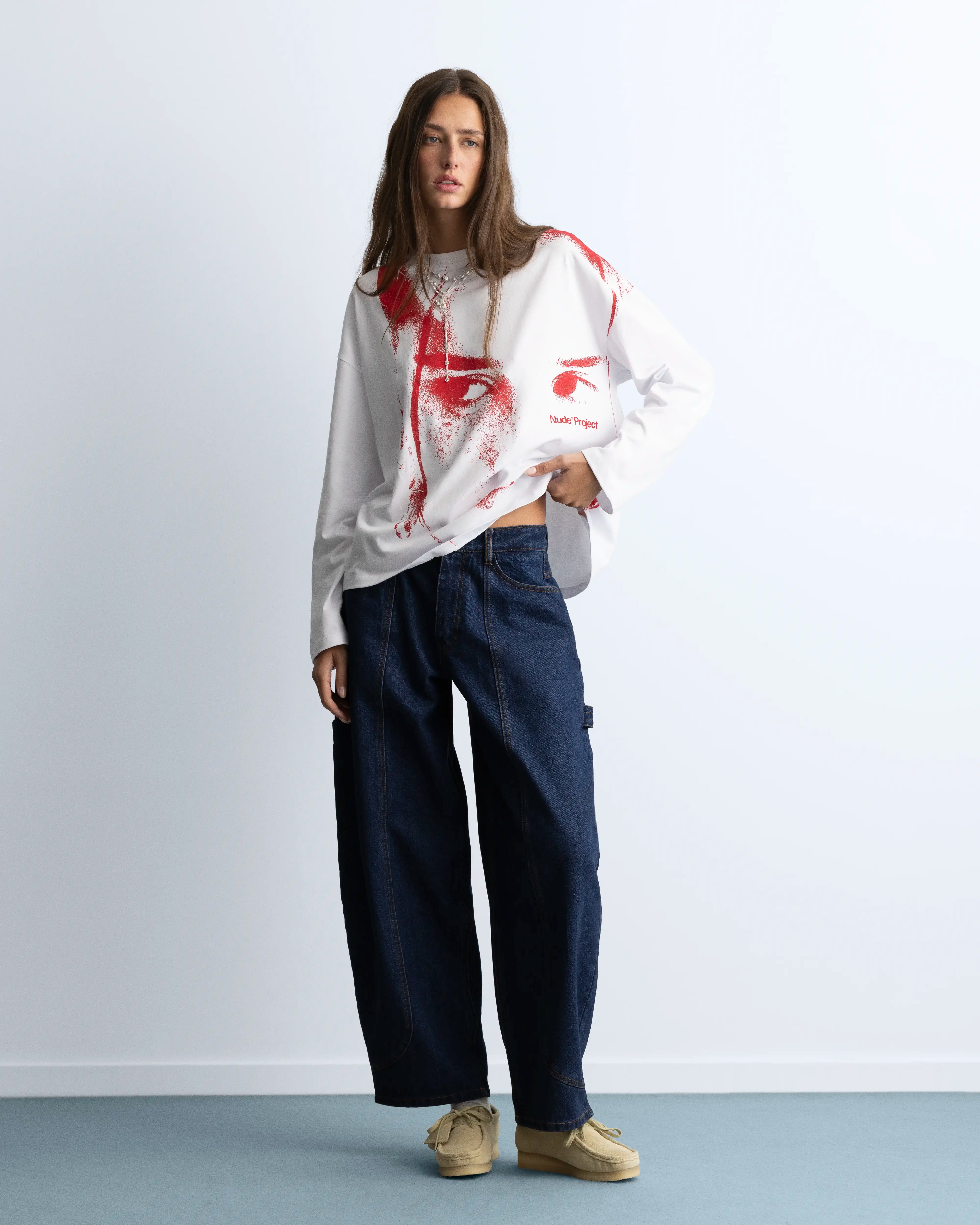 Side-Eye Long-Sleeve Tee