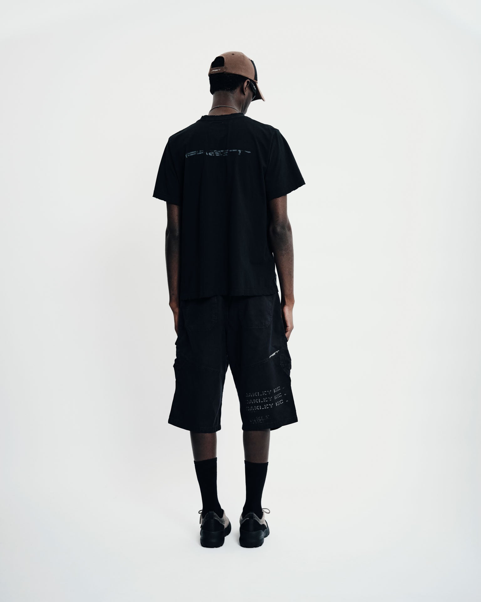 Camiseta Piet + Oakley Manifest - Vintage Black