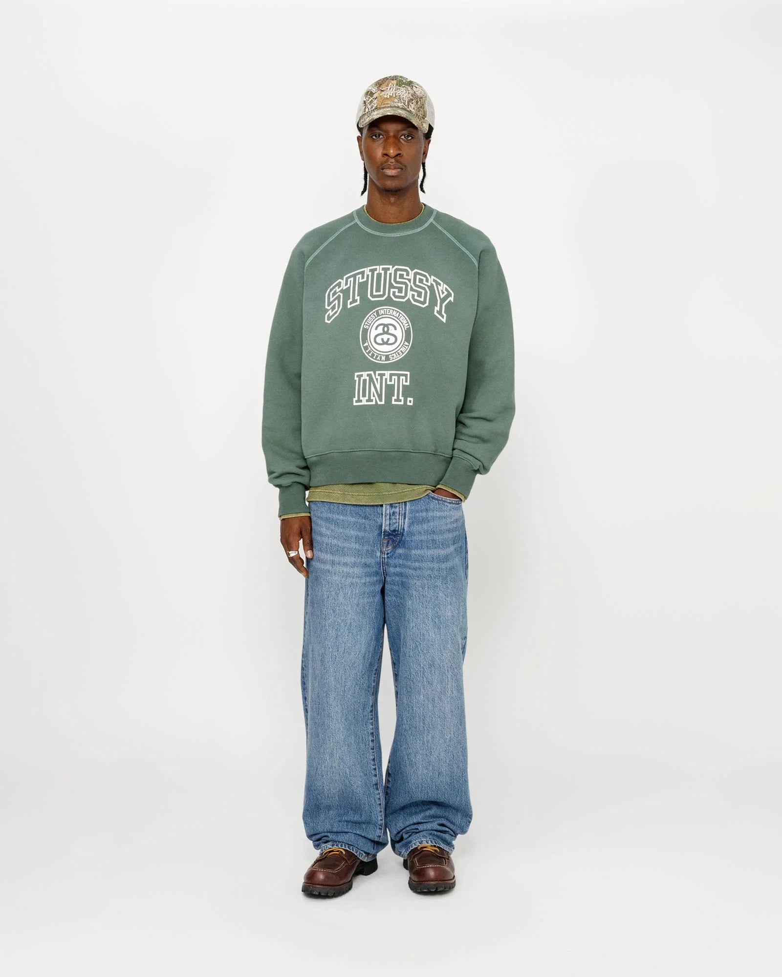 OVERLOCK VARSITY RAGLAN CREW - Four Street