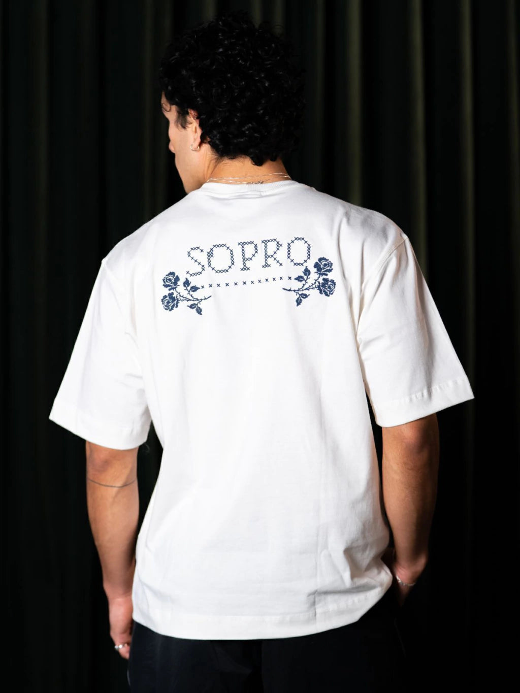 Camiseta Over Flores de Casa
